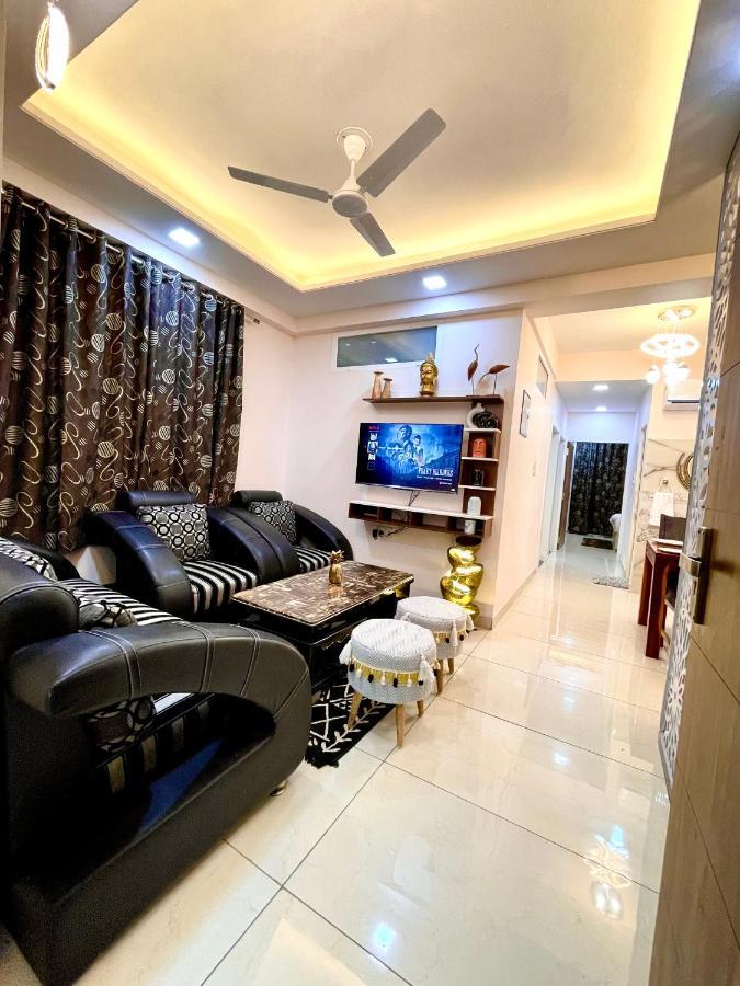 Airport Bliss Apartment+Balcony & Netflix + Prime ชัยปุระ ภายนอก รูปภาพ