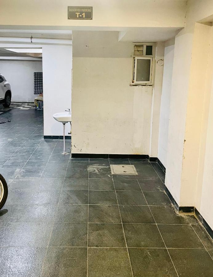 Airport Bliss Apartment+Balcony & Netflix + Prime ชัยปุระ ภายนอก รูปภาพ